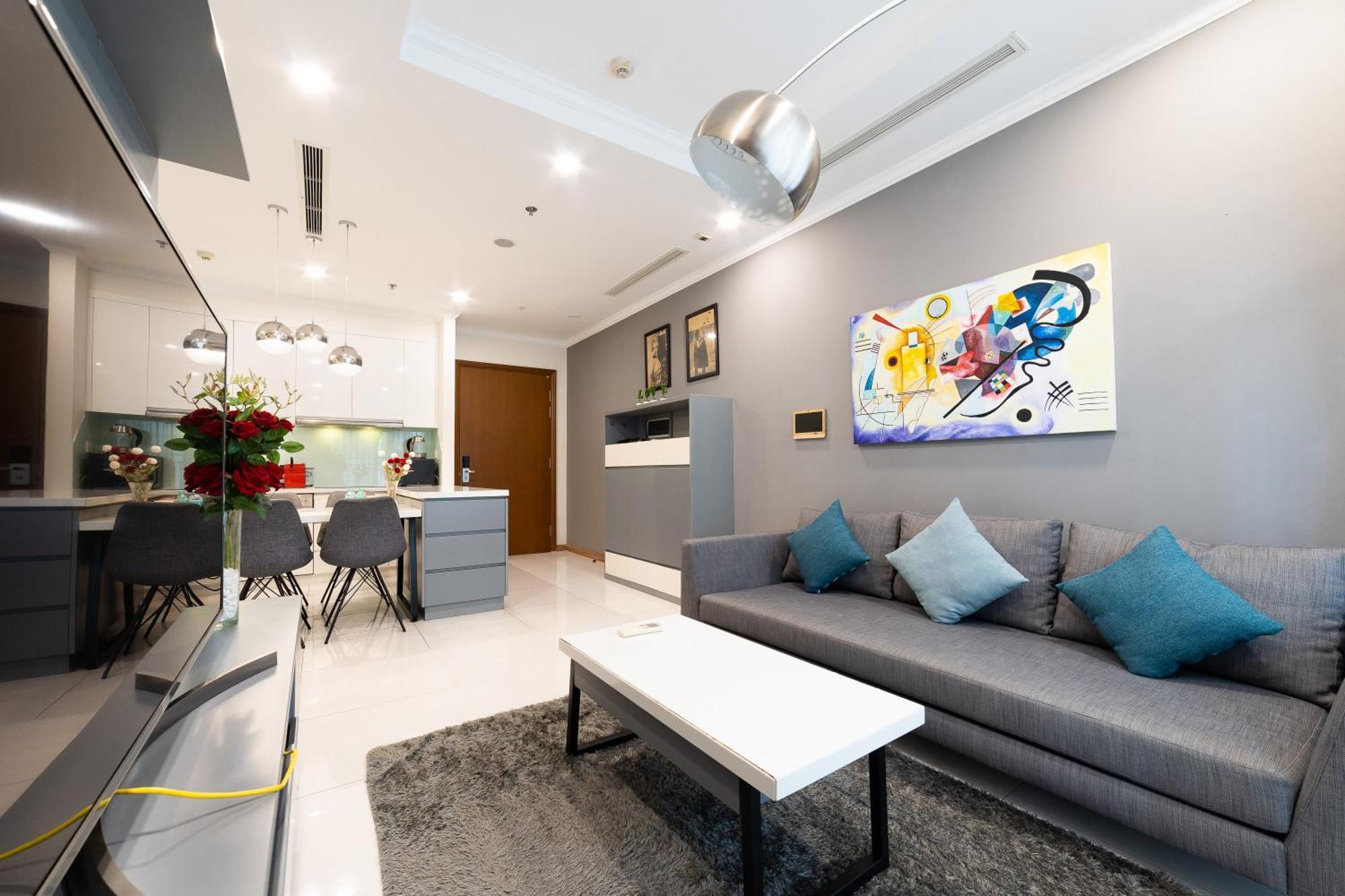 Vinhomes Park - Landmark Luxury Apartment